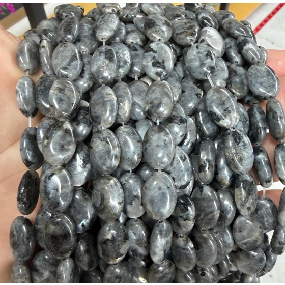 No_1372_Natural Black Labradorite Egg Shaped Bead_10*14mm_(Sold Per Strand)