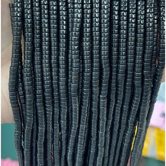 No_2212_Natural Black Stone Disc (heishi) Spacer Beads_4*2mm_(Sold Per Strand)