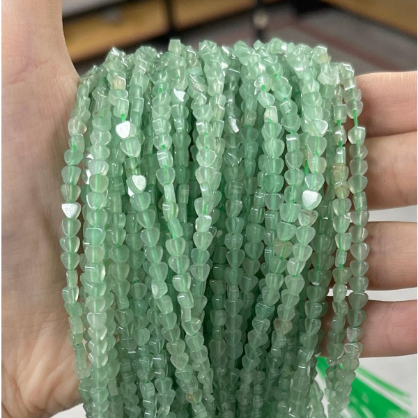 No_656_Natural Green Aventurine Flat Heart_4mm_(Sold Per Strand)