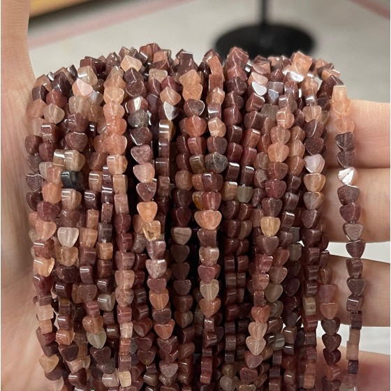 No_670_Natural Purple Aventurine Flat Heart_4mm_(Sold Per Strand)